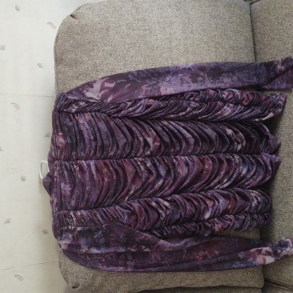 Anthropologie shirt - Picture 3 of 4